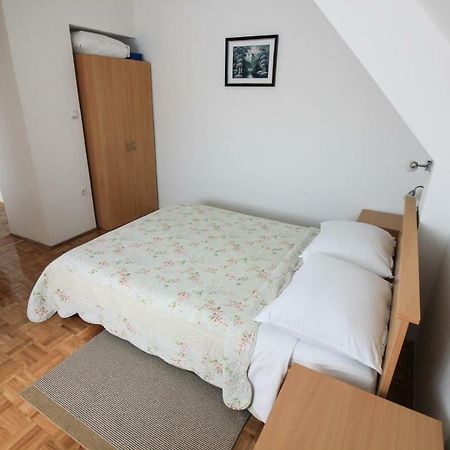 Hotel House Milan Rastovača Esterno foto