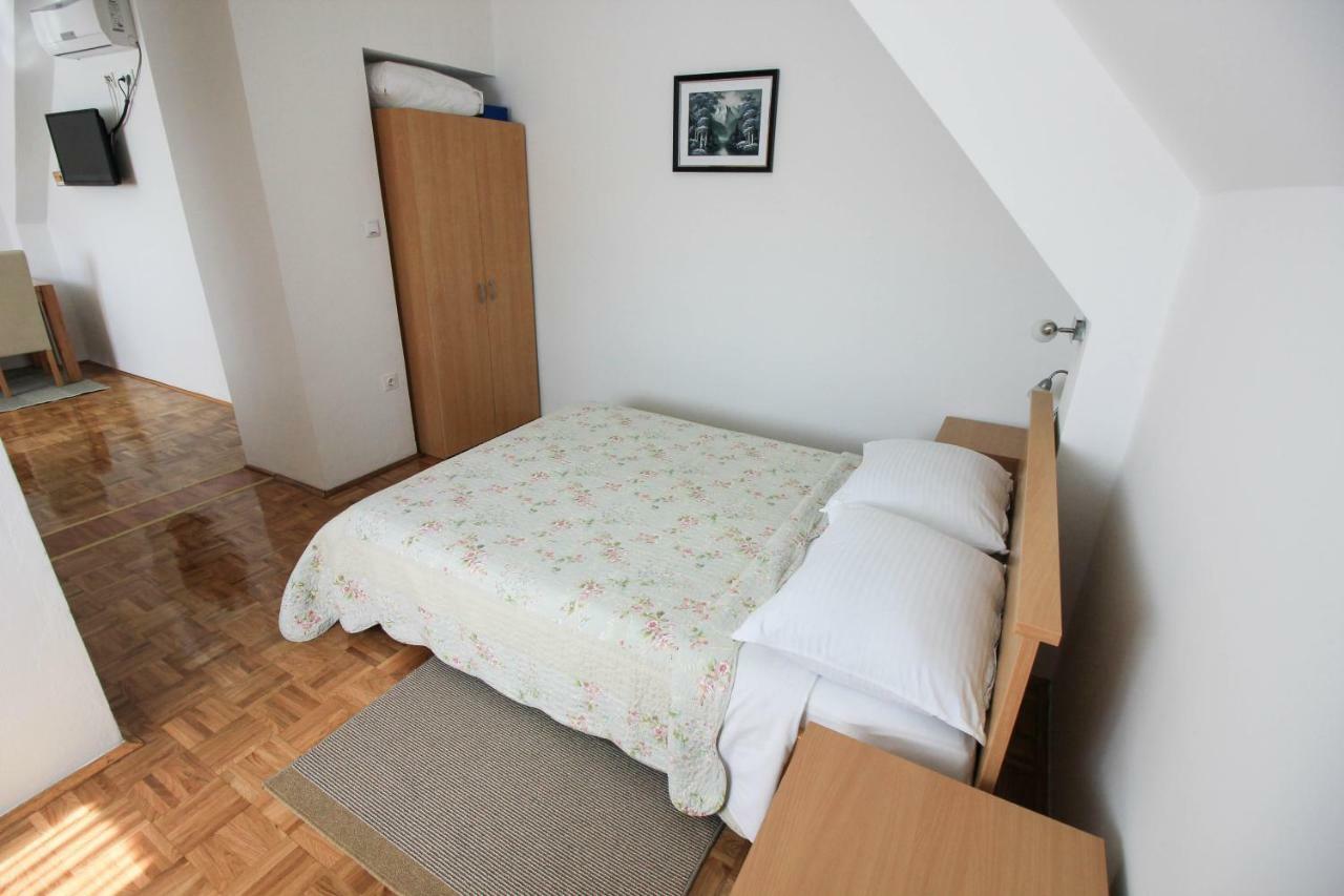 Hotel House Milan Rastovača Esterno foto