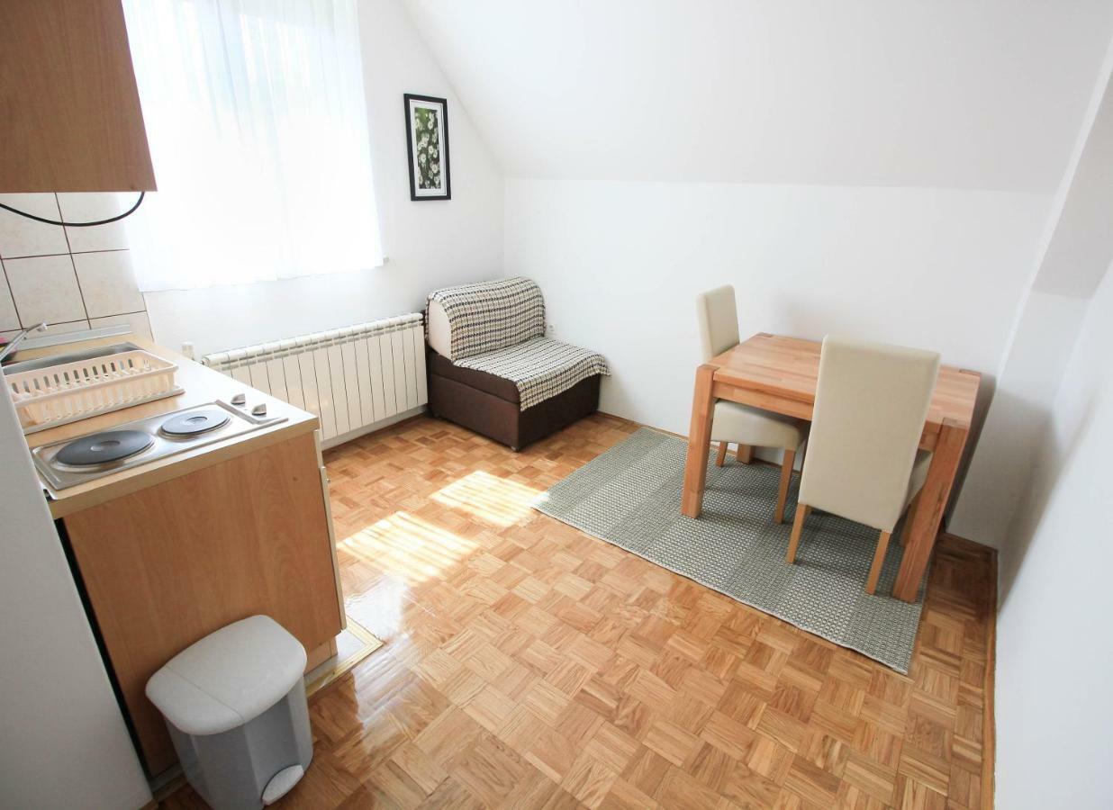 Hotel House Milan Rastovača Esterno foto