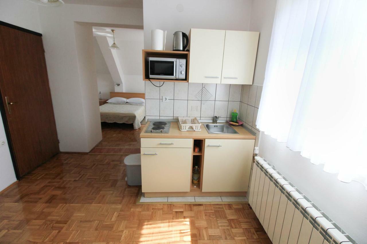 Hotel House Milan Rastovača Esterno foto